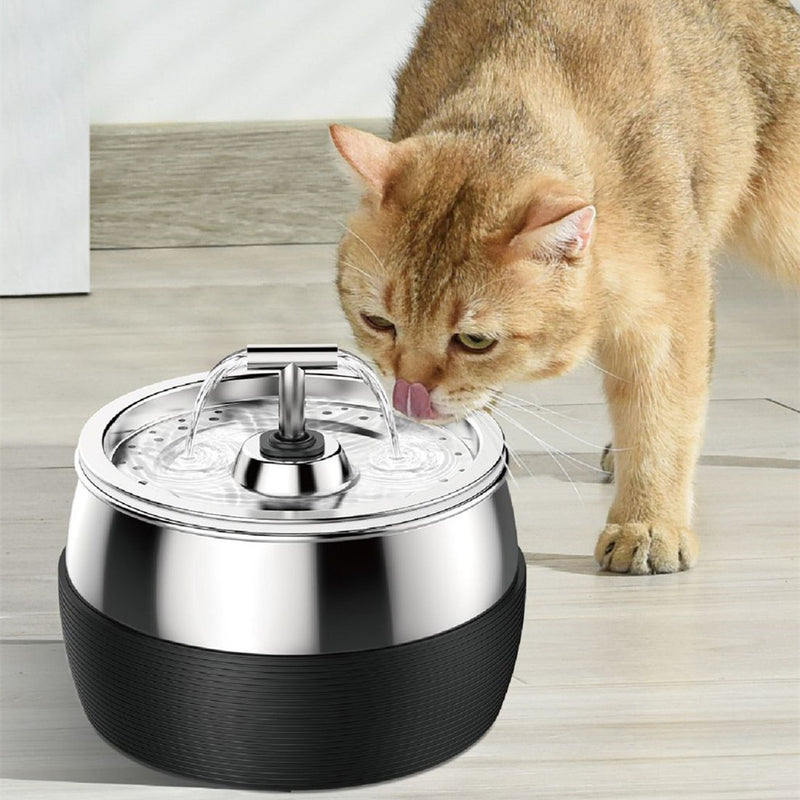 New Cat Water Dispenser Lock And Load Spray Water Dispenser Pet Products